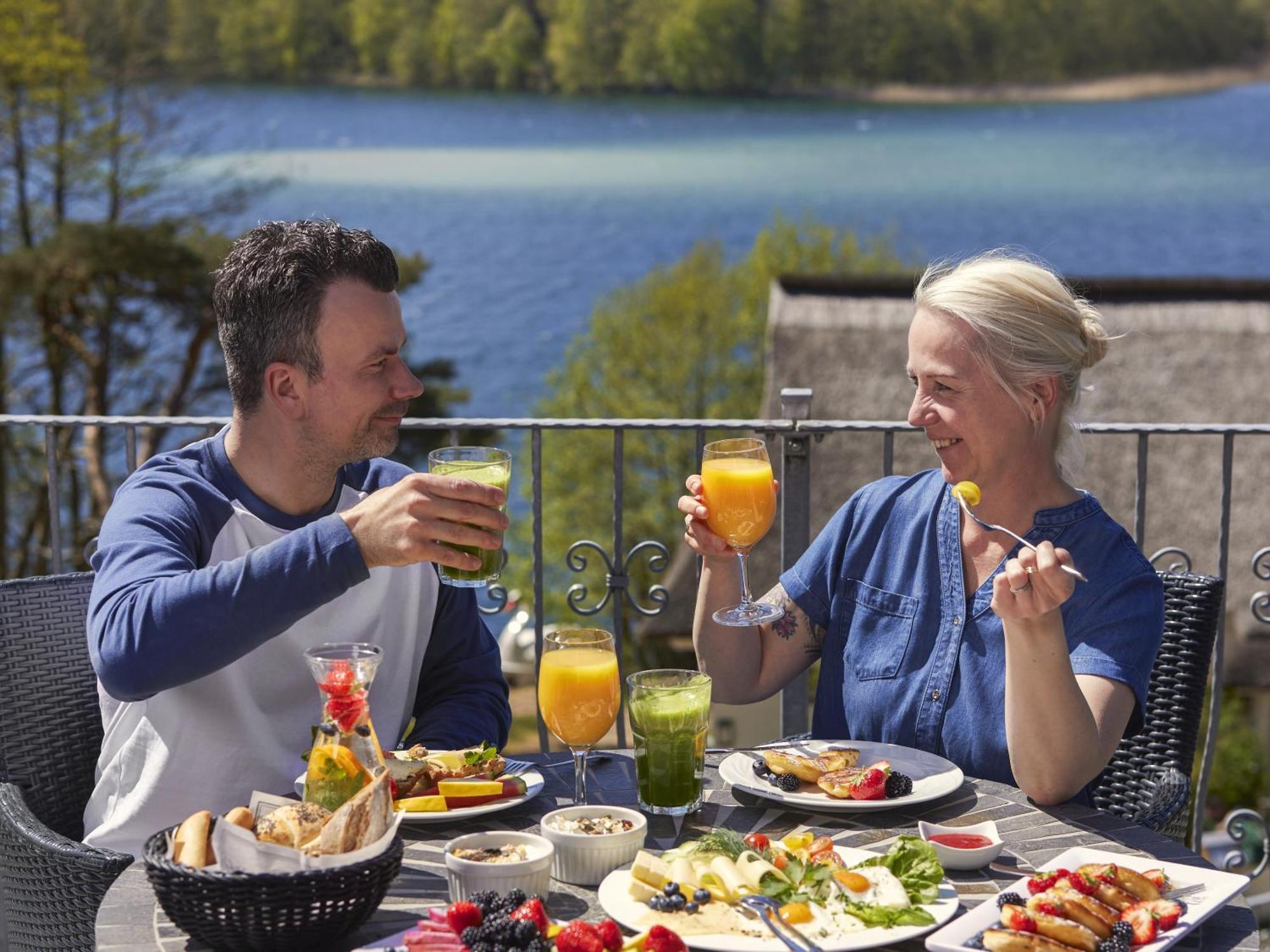 Van Der Valk Naturresort Drewitz Nossentiner Huette Eksteriør bilde