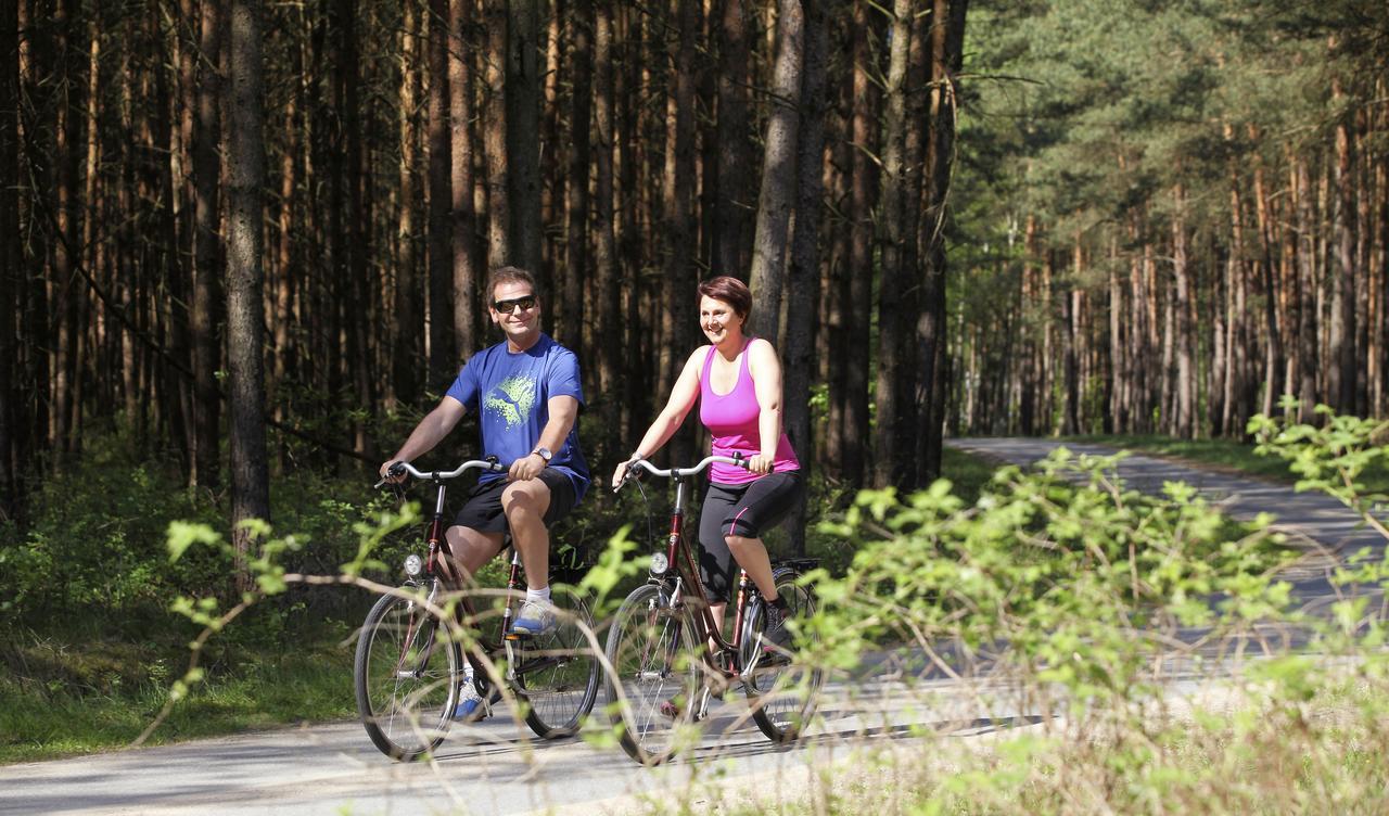 Van Der Valk Naturresort Drewitz Nossentiner Huette Eksteriør bilde