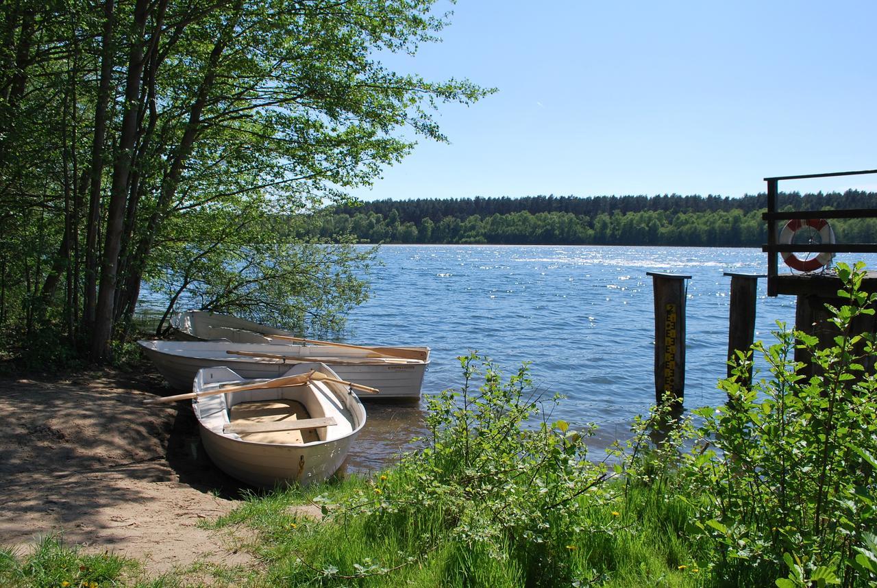 Van Der Valk Naturresort Drewitz Nossentiner Huette Eksteriør bilde